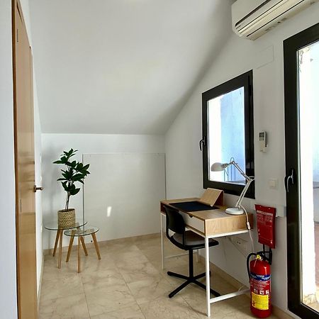 Вилла Torreblanca 4Bdr Townhouse With Stunning Views Фуэнхирола Экстерьер фото